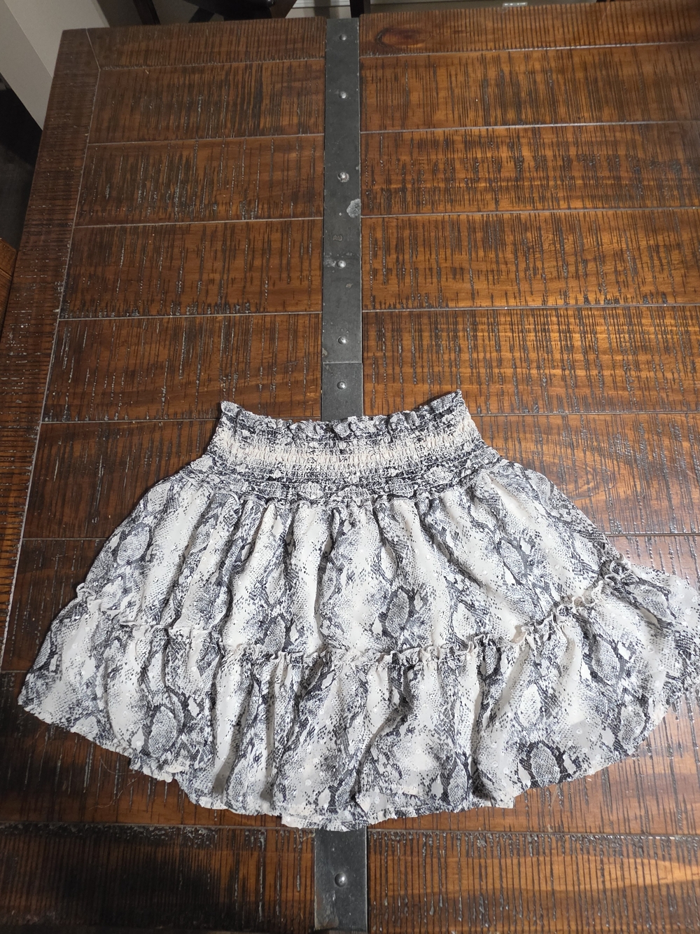 Altar'd State White and Gray Snake-Print Tiered Mini Skirt